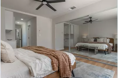2432 Exposition Place, Los Angeles, CA 90018 - Photo 13