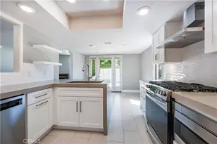 2782 Longwood Ct, Costa Mesa, CA 92626 - Photo 11