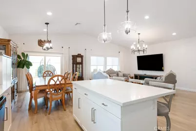15686 Parry Peak Drive, Fontana, CA 92336 - Photo 9