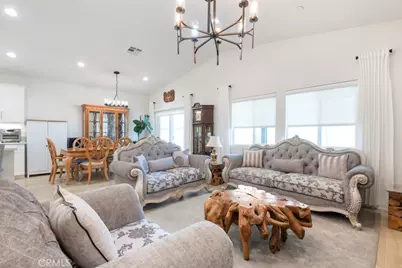 15686 Parry Peak Drive, Fontana, CA 92336 - Photo 3