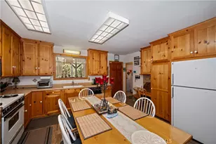 707 Briar Ln, Green Valley Lake, CA 92341 - Photo 9