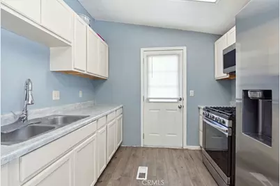 6130 Camino Real #307, Jurupa Valley, CA 92509 - Photo 17
