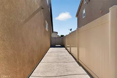 15450 Black Shadow, Moreno Valley, CA 92551 - Photo 21