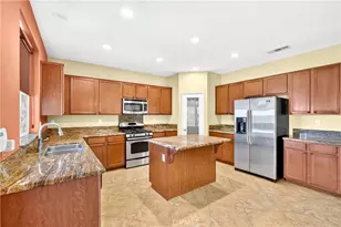 10918 Clover, Corona, CA 92883 - Photo 15