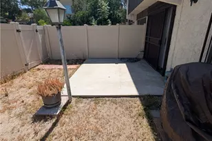 2062 Locust Ct, San Bernardino, CA 92404 - Photo 19