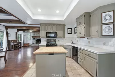 948 Arbula, Crestline, CA 92325 - Photo 19