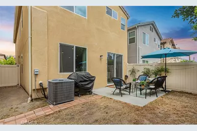 10251 Angel, Pacoima, CA 91331 - Photo 11