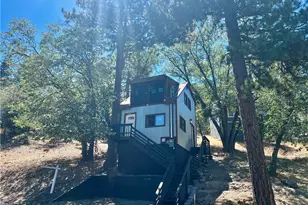 33174 Arrowbear, Running Springs, CA 92382 - Photo 1