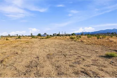 7124 7th Street, Phelan, CA 92371 - Photo 29