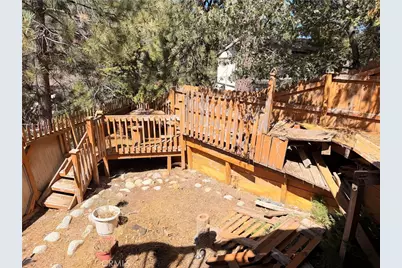 32778 Deer Lick, Arrowbear, CA 92382 - Photo 23