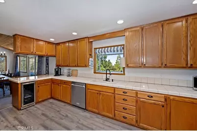 27398 Matterhorn Drive, Lake Arrowhead, CA 92352 - Photo 15