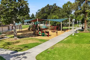 1394 N Raymond, Pasadena, CA 91103 - Photo 49