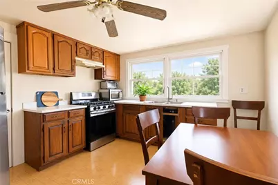 1394 N Raymond, Pasadena, CA 91103 - Photo 27