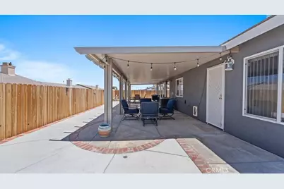 13230 Dos Palmas, Victorville, CA 92392 - Photo 27