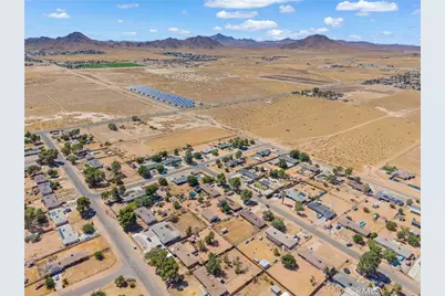 16050 Pawnee Road, Apple Valley, CA 92307 - Photo 45