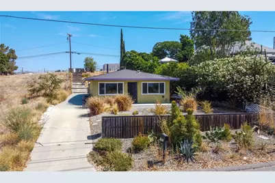 1005 W Sumner, Lake Elsinore, CA 92530 - Photo 1
