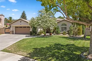 13675 Village Ct, Yucaipa, CA 92399 - Photo 3