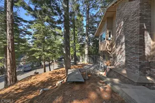 1050 Jungfrau, Crestline, CA 92325 - Photo 33