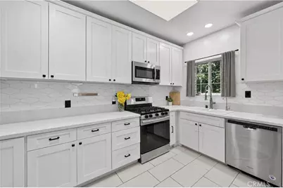 2700 W Olive Avenue, Fullerton, CA 92833 - Photo 7