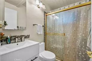 1146 W Claredge, Anaheim, CA 92801 - Photo 19