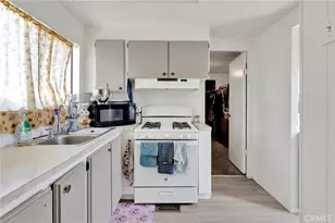 21922 Ottawa Rd Space 31, Apple Valley, CA 92308 - Photo 11