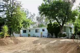 28480 Red Gum Dr, Lake Elsinore, CA 92532 - Photo 3