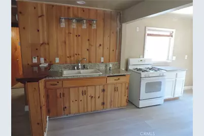 745 Sunset, Sugarloaf, CA 92386 - Photo 21