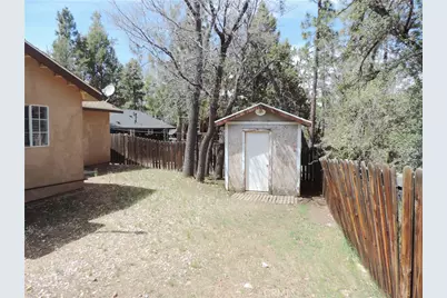 745 Sunset, Sugarloaf, CA 92386 - Photo 23
