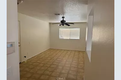 15189 Sunflower, Victorville, CA 92394 - Photo 7