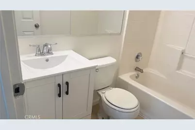 15189 Sunflower, Victorville, CA 92394 - Photo 11