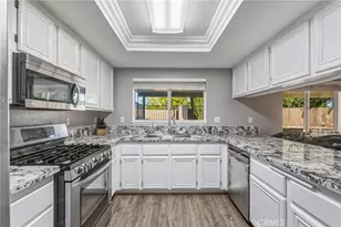 12631 Sunbird, Victorville, CA 92392 - Photo 5