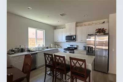 11475 Ferro Street, Victorville, CA 92392 - Photo 9