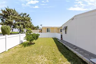626 N Dearborn St, Redlands, CA 92374 - Photo 29