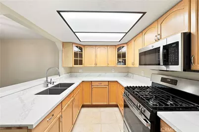 600 Central Avenue #305, Riverside, CA 92507 - Photo 1