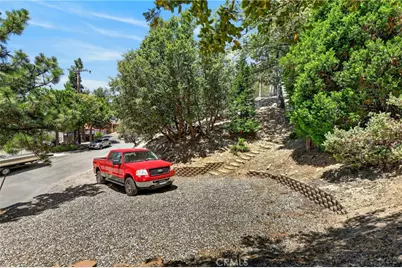 1127 Yukon, Lake Arrowhead, CA 92352 - Photo 43