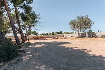 12744 Autumn Leaves Avenue, Victorville, CA 92395 - Photo 45