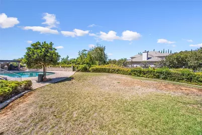 36268 Highland Ave, Yucaipa, CA 92399 - Photo 37