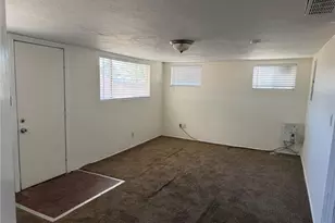 11761 Jamacha, Apple Valley, CA 92308 - Photo 9