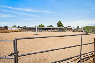 11922 Bornite Ave, Hesperia, CA 92345 - Photo 25