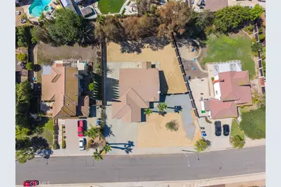 1074 Basilone Drive, Riverside, CA 92506 - Photo 39