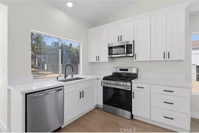 1074 Basilone Drive, Riverside, CA 92506 - Photo 11