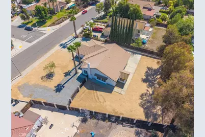 1074 Basilone Drive, Riverside, CA 92506 - Photo 41