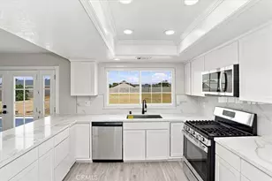 11529 Geyser, Jurupa Valley, CA 91752 - Photo 13