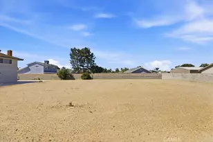 11529 Geyser, Jurupa Valley, CA 91752 - Photo 35