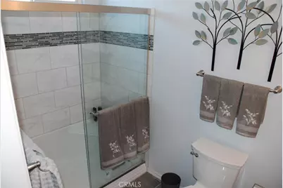 1098 Leslie Court, Colton, CA 92324 - Photo 17