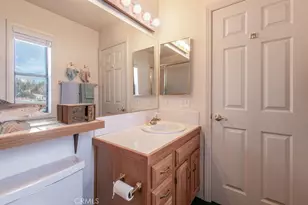 43091 Bear Creek Ct, Big Bear Lake, CA 92315 - Photo 21