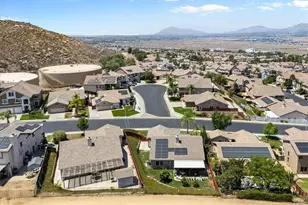 16024 La Costa Alta Dr, Moreno Valley, CA 92555 - Photo 39