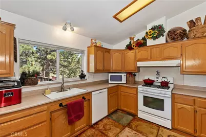 47070 Skyview, Big Bear City, CA 92314 - Photo 17