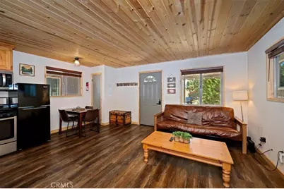 728 Holmes Lane, Sugarloaf, CA 92386 - Photo 9