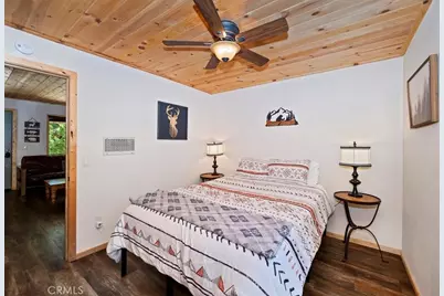 728 Holmes Lane, Sugarloaf, CA 92386 - Photo 13